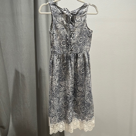 Doe & Rae - Picture 2 of 5